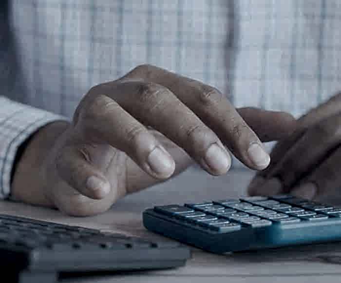 vergi yargılaması; vergi yargılaması durdurma; vergi yargılamasında yürütmenin durdurulması; yürütmenin durdurulması kararı;